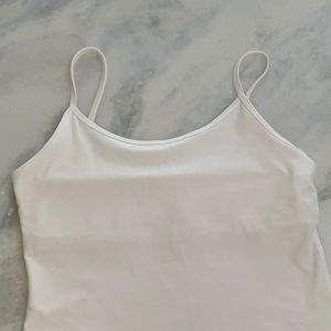 *BNWT* BEYOND YOGA SIMPLE TANK
